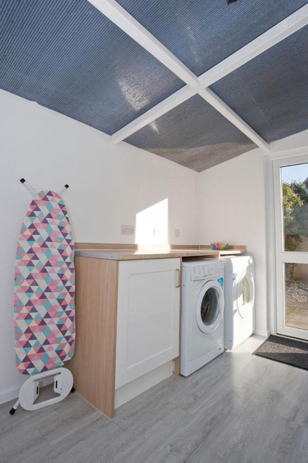 Hilda'S Retreat Accessible Wheel Chair Friendly With Hoist Poole Exterior foto